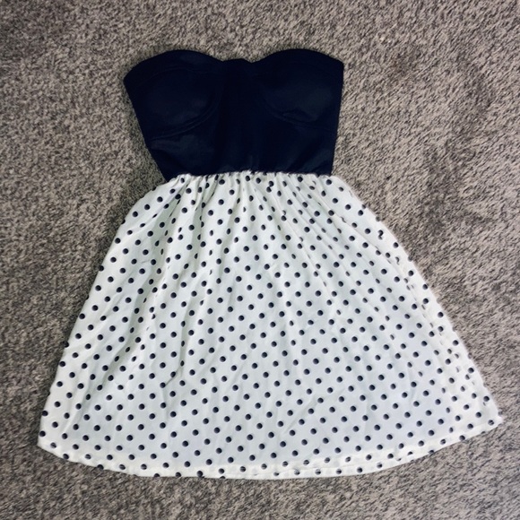 Windsor Dresses & Skirts - 50s Inspired Polkadot Dress